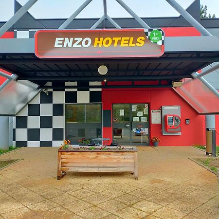 Enzo Hotel 1Er Prix Coudes Bagian luar foto