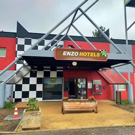 Enzo Hotel 1Er Prix Coudes Bagian luar foto